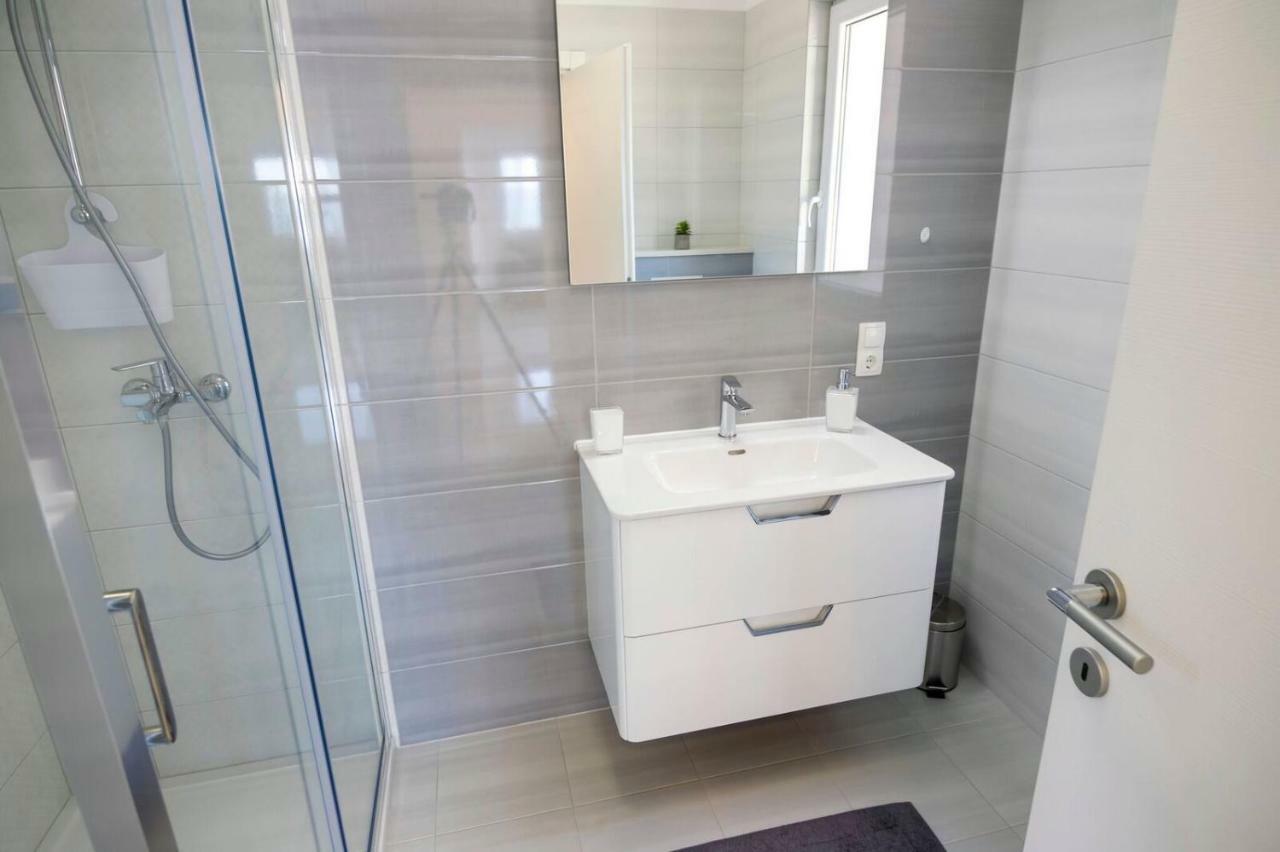 Apartmani Ticinovic Omis Luaran gambar