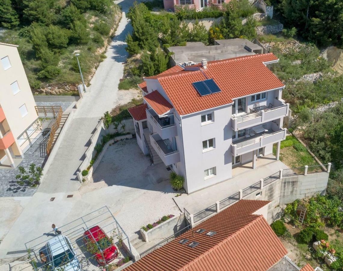 Apartmani Ticinovic Omis Luaran gambar