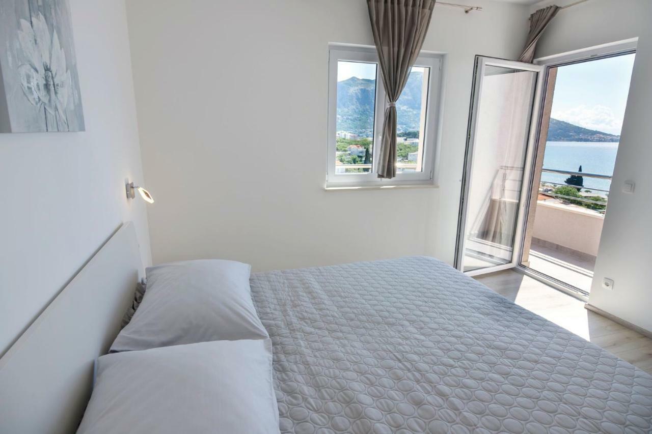 Apartmani Ticinovic Omis Luaran gambar